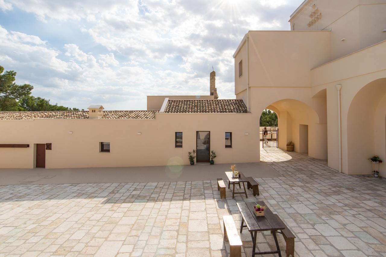 Masseria Fontana Di Vite Matera Exterior photo